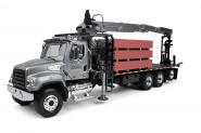 FREIGHTLINER M2-114SD with FASSI Boom Material Handler und 2 Drywall Load "Freightliner WorkSmart"