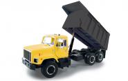 INTERNATIONAL S 3axle Dump Truck, yellow-black