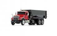 MACK Granite mit Abrollcontainer, rot-schwarz