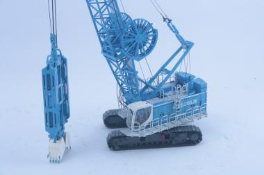 BAUER Cable Crane MC96 with DHG-V Pile Grab "Malcolm" 