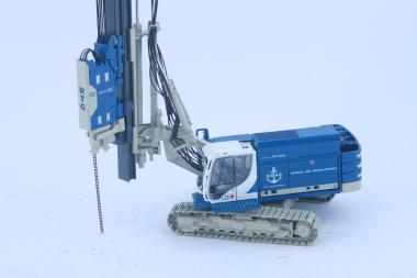 RTG Teleskopmäkler RG21T mit Hydraulikrüttler (2023) "Kibag" 