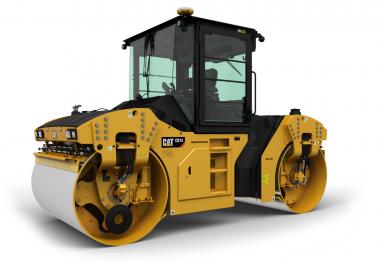 CAT Tandem Vibratory Roller CB.13 with Cab 