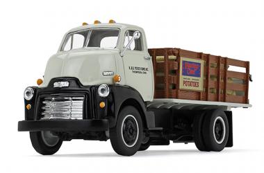 GMC COE Stake Truck from 1952 with Sack Load "K & B Potato Farms Inc." 