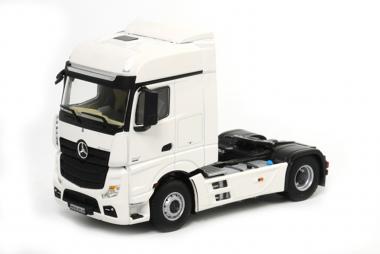 MB Actros Big Space 4x2 Solo Truck, white 