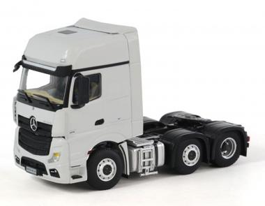 MB Actros Giga Space 3axle Solo Truck, white 