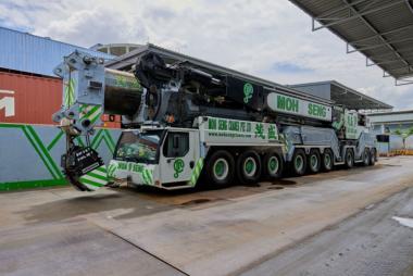 LIEBHERR 9axle Mobile Crane LTM1750-9.1 "Moh Seng Cranes" 