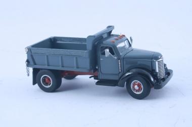 INTERNATIONAL KB-8 2axle Tipper, grey 