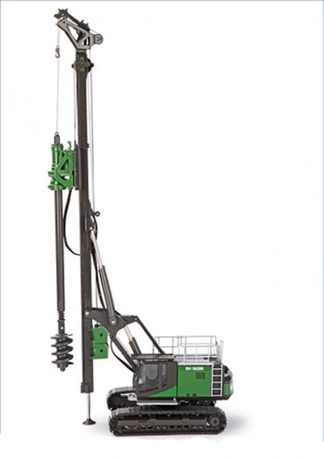 DELMAG Drehbohranlage RH18/200 auf Trägergerät SR 25 E, grün 