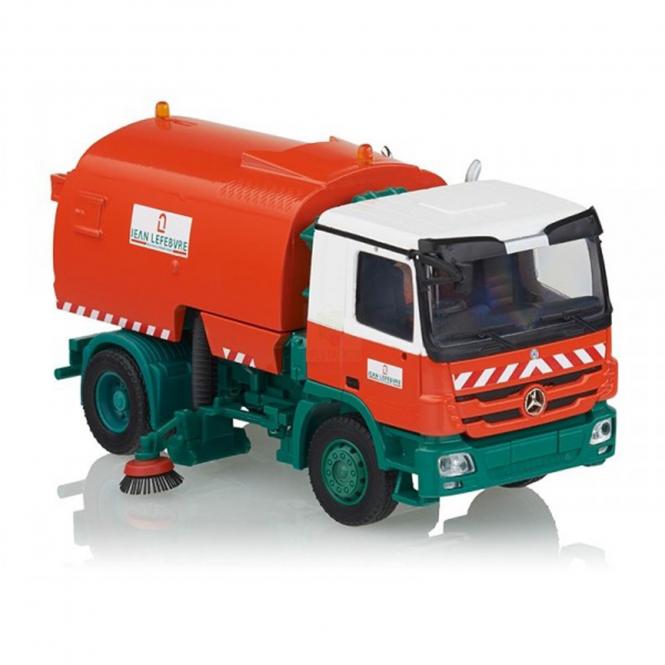 MB with BUCHER-SCHÖRLING Cityfant 6000 Roadsweeper "Jean Lefebvre" 