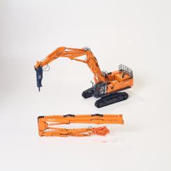 HITACHI-LANDCROS Bagger ZX1100K-7 mit 18,3m und 30m Abbruchausleger 