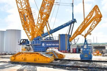 LIEBHERR Raupenkran LR11000 "Sarens" 