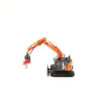HITACHI Short-Radius Excavator ZX135US-6 with Harveser-Processor 