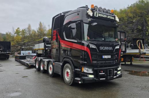 SCANIA R 8x4 mit 2+4achs NOOTEBOOM Tieflader "Bergen" 