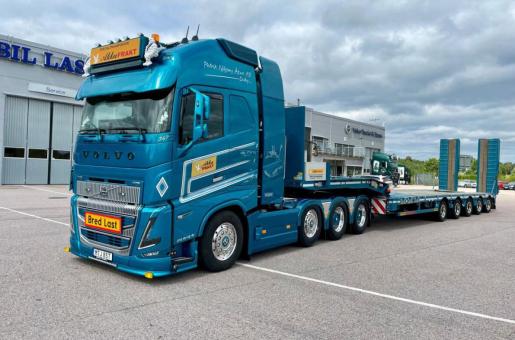 VOLVO FH5 8x4 mit 5achs NOOTEBOOM Manoovr "Akka Frakt" 
